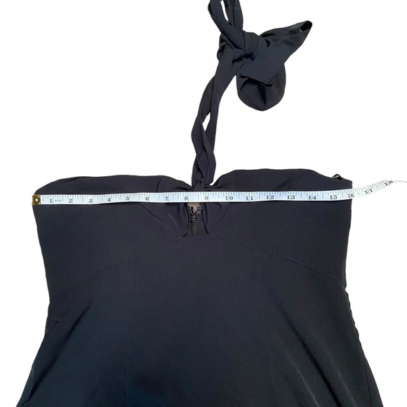 NWT Abercrombie & Fitch Knot Front Cut Out Halter Mini Dress Black M New - Picture 8 of 12